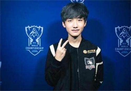 胡利安-阿劳霍：很高兴在伯恩茅斯开启新篇章，我会让你们自豪