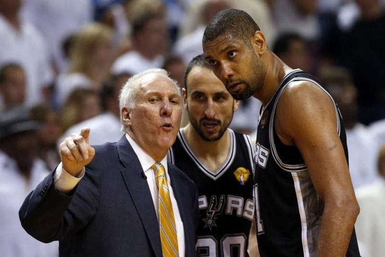 在攻防两端 在攻防两端