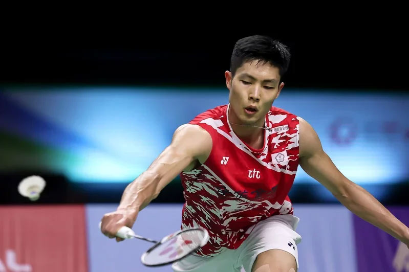 而他在场上 而他在场上