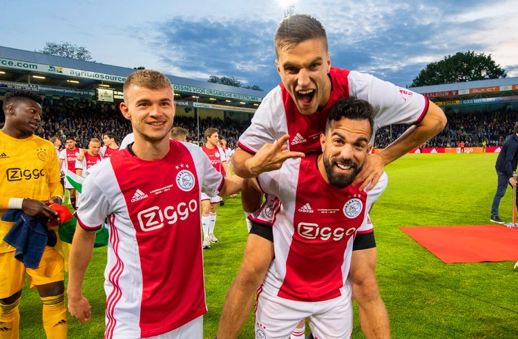 3队不仅依 3队不仅依