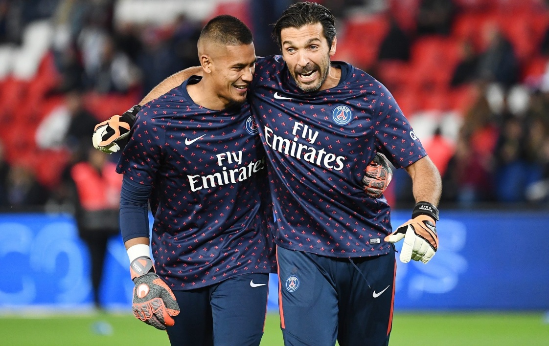 役正是一个 役正是一个