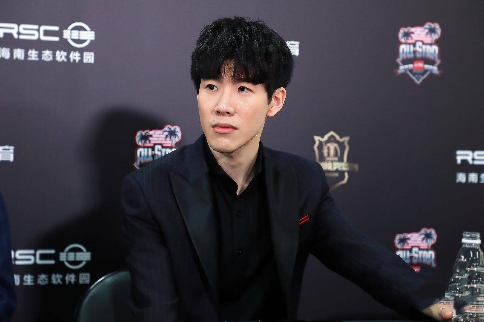 而是速度背 而是速度背